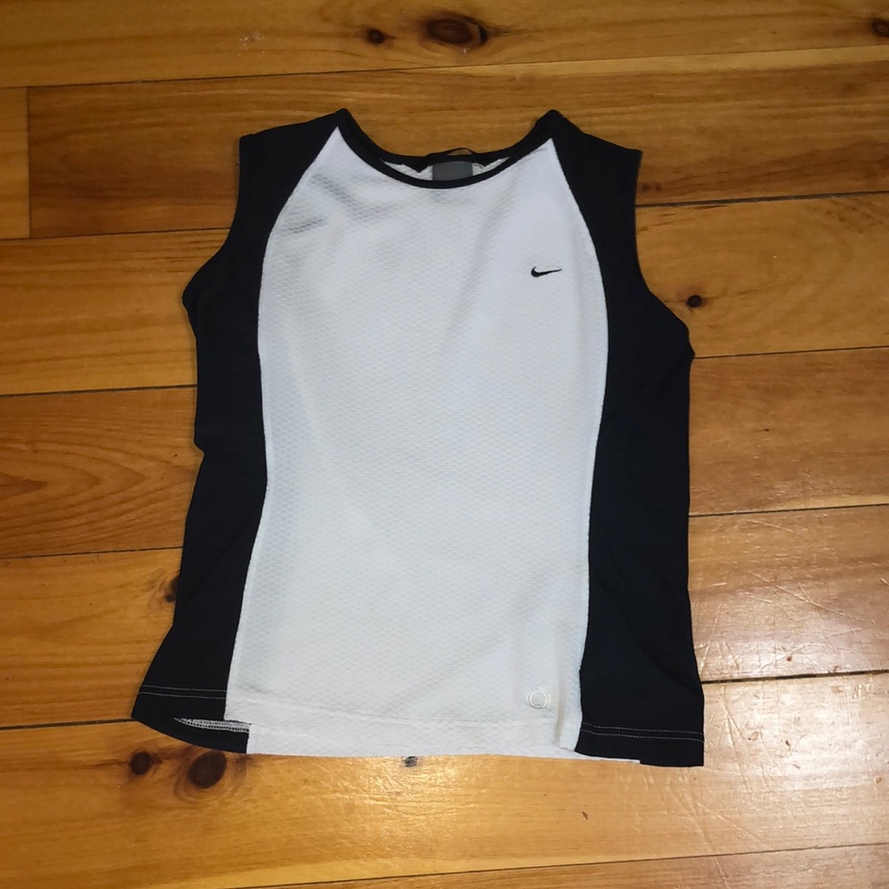 Nike Tennis Shirt